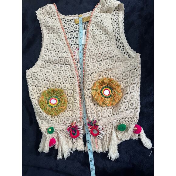 NWT FETICHE SUANCES BOHO CROCHET BANJARA VEST MIRRORS, SHELLS, BEADS, TASSELS - Picture 9 of 9